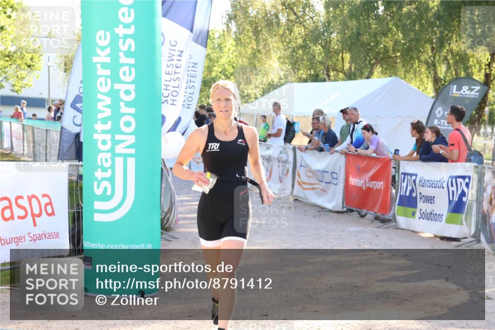 07.09.2025 - 19. Norderstedt Triathlon Zöllner http://msf.ph/oto/8791412 07.09.2025 16:31:59 Ziel 463, 1480 meine-sportfotos.de