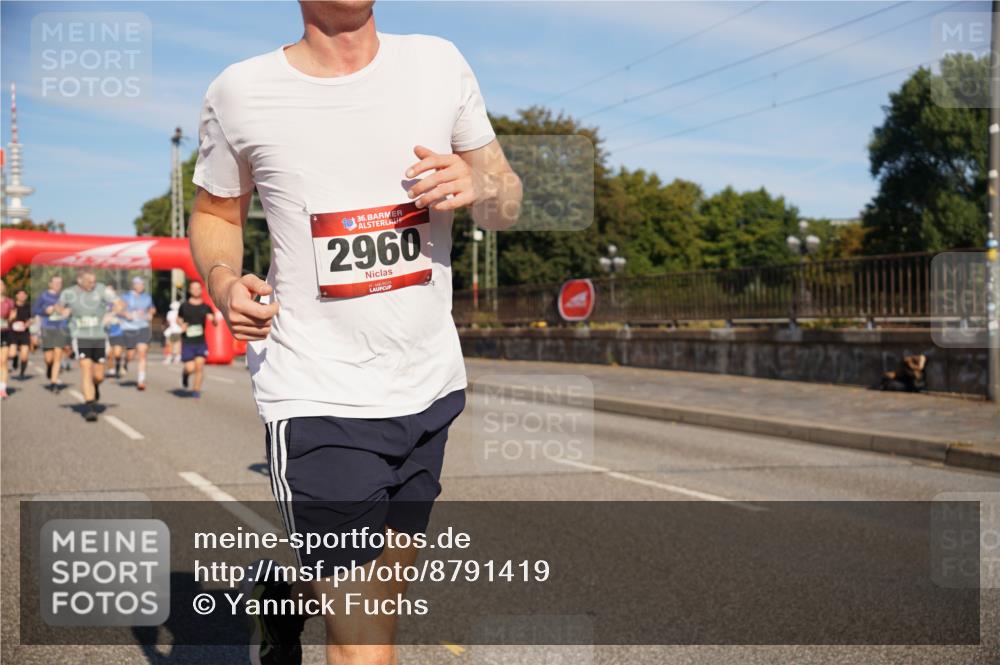 07.09.2025 - BARMER Alsterlauf Yannick Fuchs http://msf.ph/oto/8791419 07.09.2025 09:41:47 Laufen 10, 36, 2960 meine-sportfotos.de