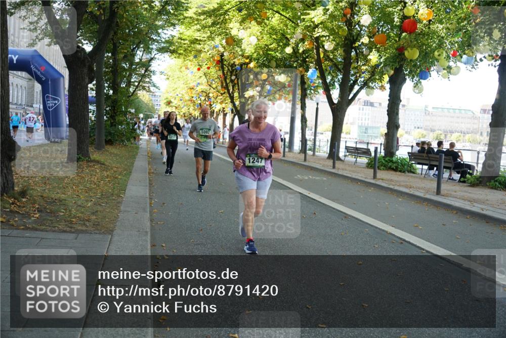 07.09.2025 - BARMER Alsterlauf Yannick Fuchs http://msf.ph/oto/8791420 07.09.2025 11:38:34 Laufen 1217, 1092, 1247 meine-sportfotos.de
