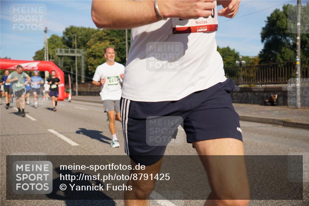 07.09.2025 - BARMER Alsterlauf Yannick Fuchs http://msf.ph/oto/8791425 07.09.2025 09:41:47 Laufen 8414 meine-sportfotos.de