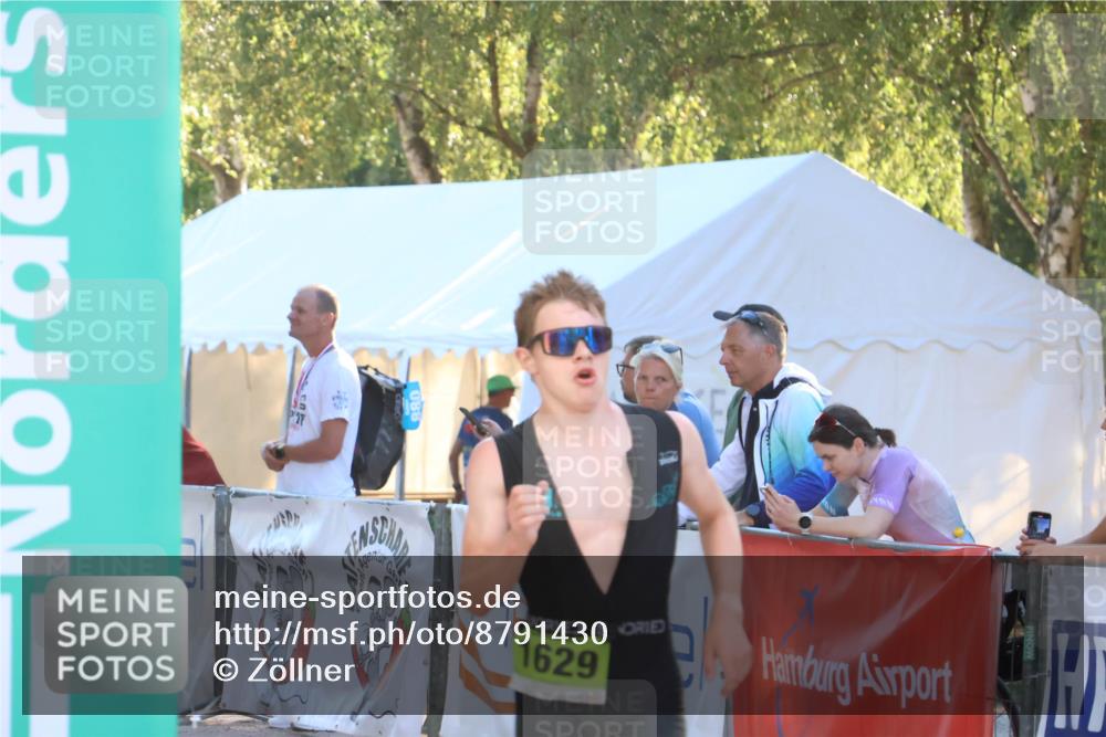 07.09.2025 - 19. Norderstedt Triathlon Zöllner http://msf.ph/oto/8791430 07.09.2025 16:32:15 Ziel 1629 meine-sportfotos.de