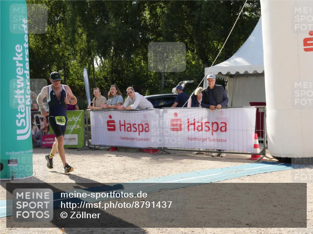 07.09.2025 - 19. Norderstedt Triathlon Zöllner http://msf.ph/oto/8791437 07.09.2025 15:51:52 Ziel 963 meine-sportfotos.de