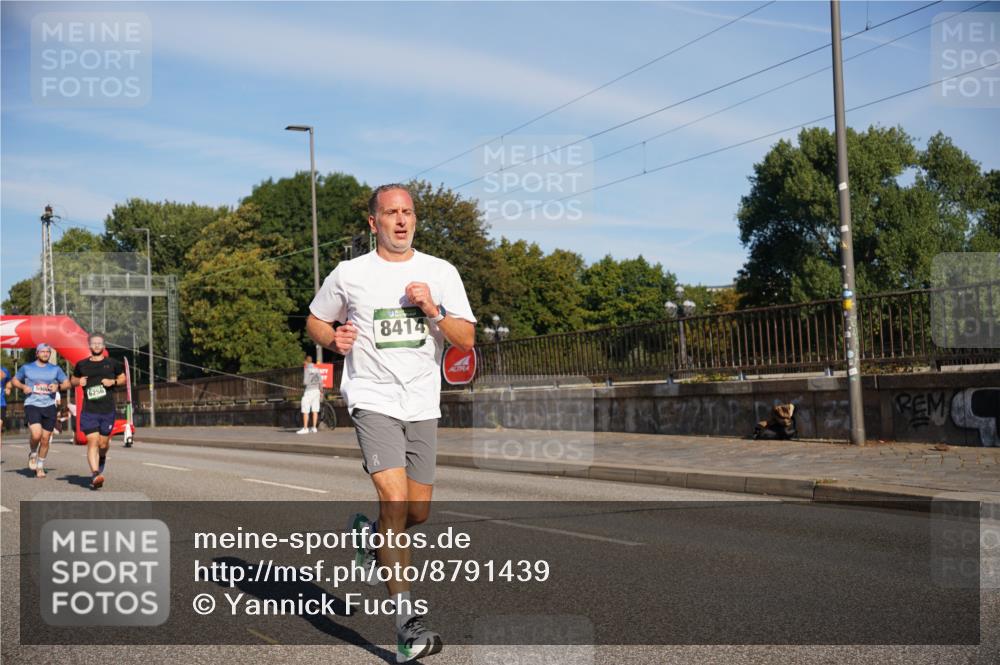 07.09.2025 - BARMER Alsterlauf Yannick Fuchs http://msf.ph/oto/8791439 07.09.2025 09:41:47 Laufen 590, 6256, 8414 meine-sportfotos.de