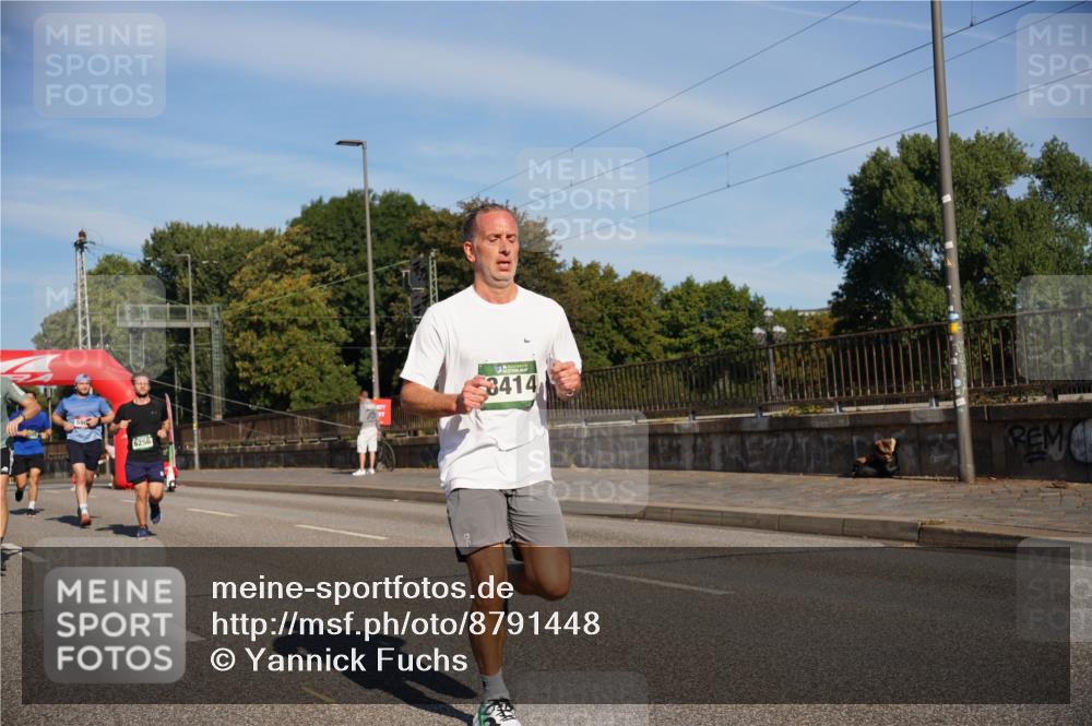 07.09.2025 - BARMER Alsterlauf Yannick Fuchs http://msf.ph/oto/8791448 07.09.2025 09:41:48 Laufen 6256, 8414 meine-sportfotos.de