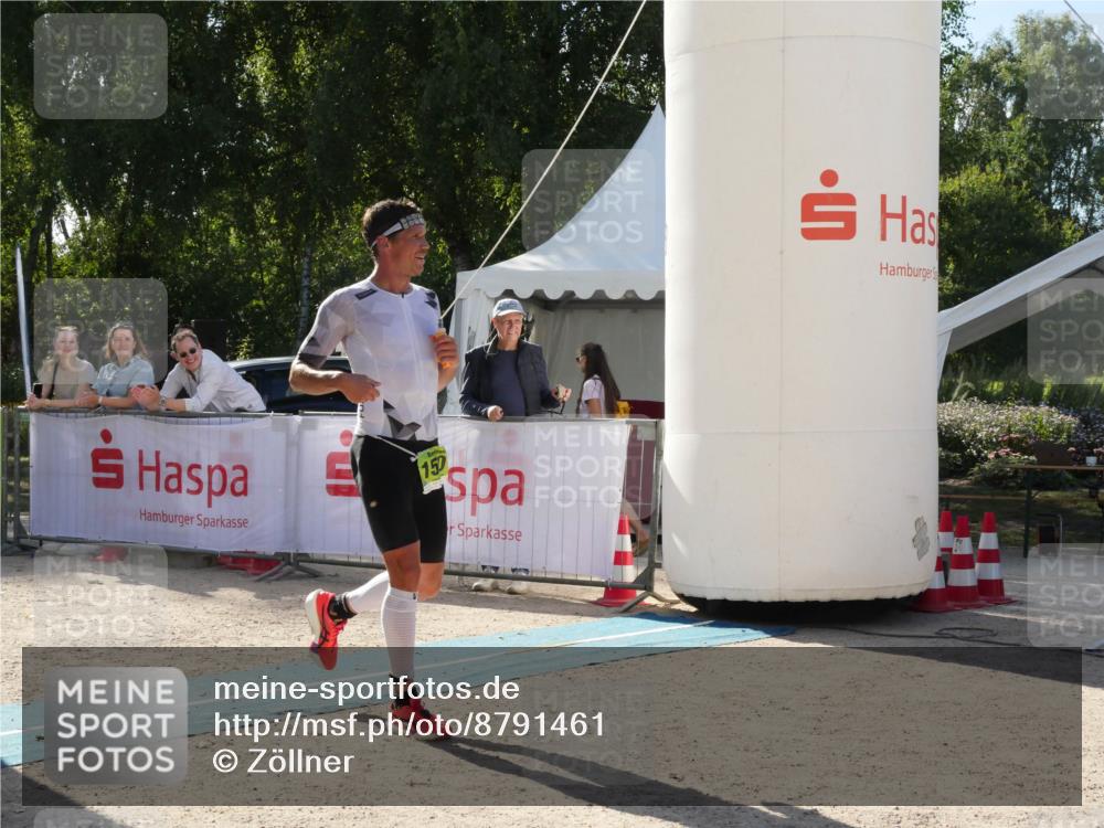 07.09.2025 - 19. Norderstedt Triathlon Zöllner http://msf.ph/oto/8791461 07.09.2025 15:52:16 Ziel 1501 meine-sportfotos.de