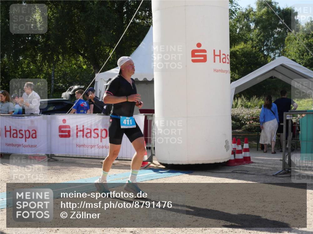 07.09.2025 - 19. Norderstedt Triathlon Zöllner http://msf.ph/oto/8791476 07.09.2025 15:53:01 Ziel 411, 1478 meine-sportfotos.de