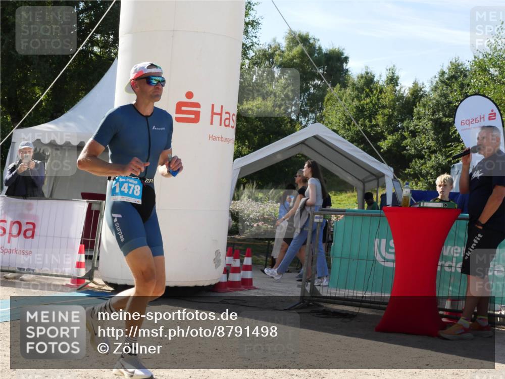 07.09.2025 - 19. Norderstedt Triathlon Zöllner http://msf.ph/oto/8791498 07.09.2025 15:53:05 Ziel 411, 1478 meine-sportfotos.de