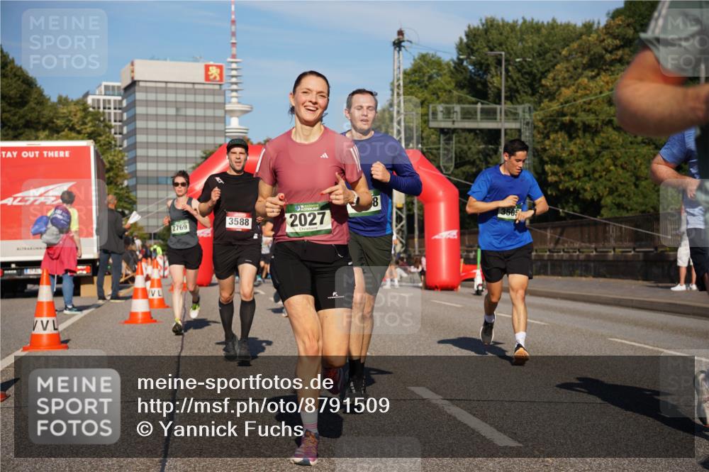 07.09.2025 - BARMER Alsterlauf Yannick Fuchs http://msf.ph/oto/8791509 07.09.2025 09:41:50 Laufen 3588, 2769, 2027, 8, 3505 meine-sportfotos.de