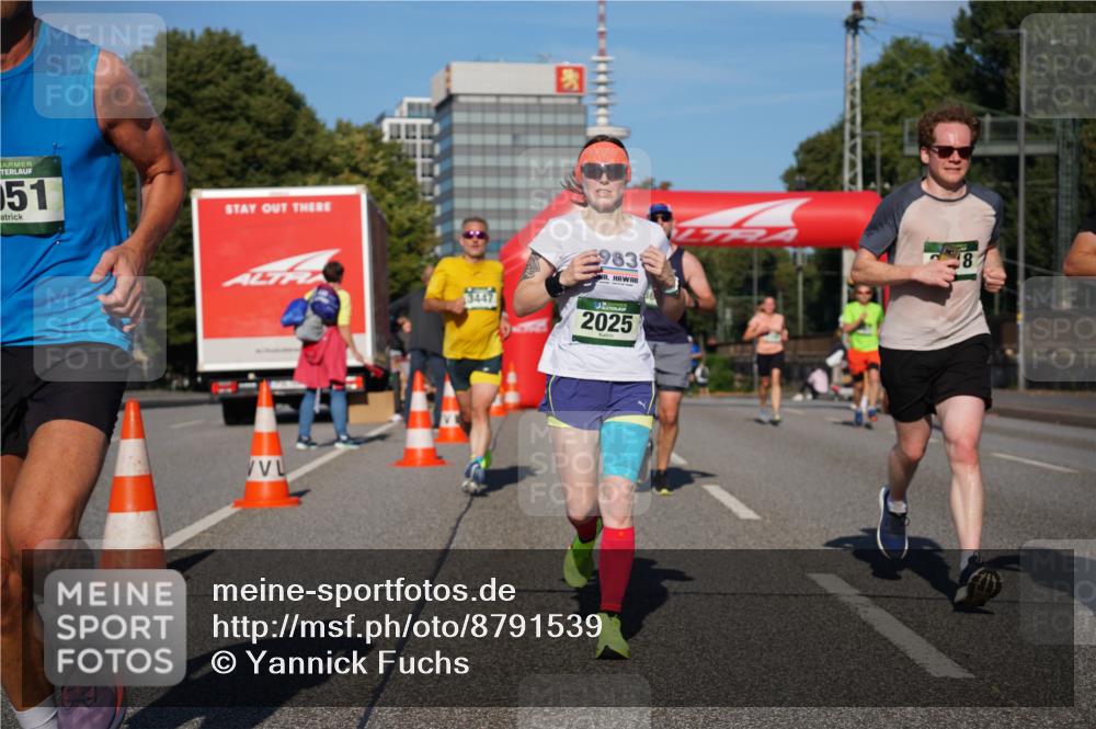 07.09.2025 - BARMER Alsterlauf Yannick Fuchs http://msf.ph/oto/8791539 07.09.2025 09:43:54 Laufen 51, 3447, 983, 2025, 18 meine-sportfotos.de