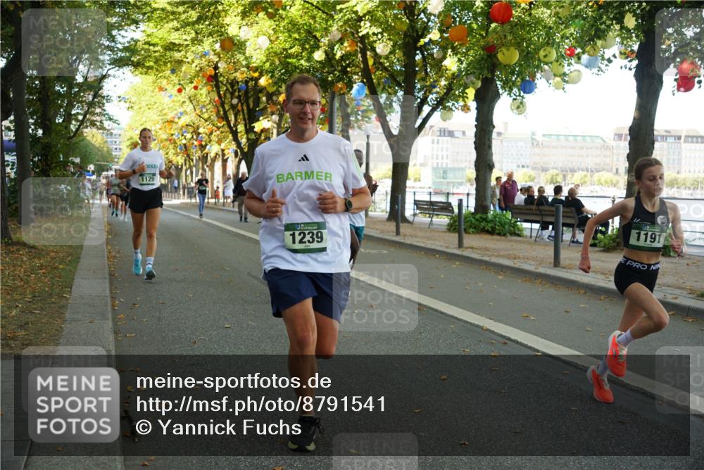 07.09.2025 - BARMER Alsterlauf Yannick Fuchs http://msf.ph/oto/8791541 07.09.2025 11:38:41 Laufen 1129, 1239, 1191 meine-sportfotos.de