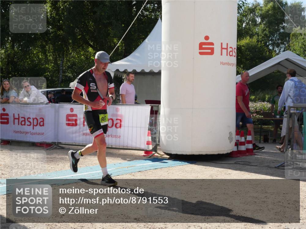 07.09.2025 - 19. Norderstedt Triathlon Zöllner http://msf.ph/oto/8791553 07.09.2025 15:55:38 Ziel 987 meine-sportfotos.de