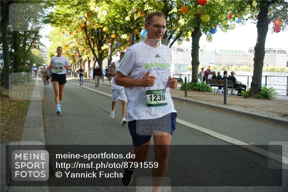 07.09.2025 - BARMER Alsterlauf Yannick Fuchs http://msf.ph/oto/8791559 07.09.2025 11:38:41 Laufen 1129, 1239 meine-sportfotos.de