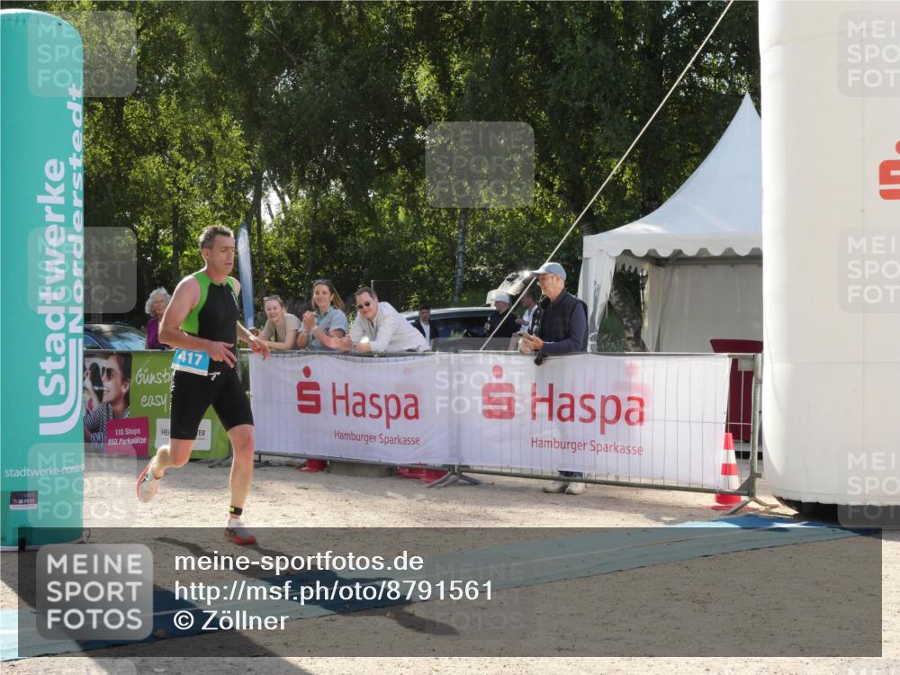 07.09.2025 - 19. Norderstedt Triathlon Zöllner http://msf.ph/oto/8791561 07.09.2025 15:56:11 Ziel 417 meine-sportfotos.de