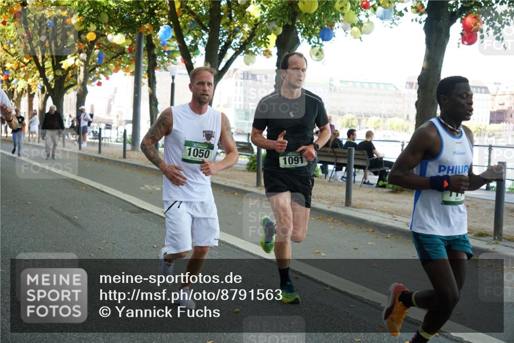 07.09.2025 - BARMER Alsterlauf Yannick Fuchs http://msf.ph/oto/8791563 07.09.2025 11:38:42 Laufen 1050, 1091 meine-sportfotos.de
