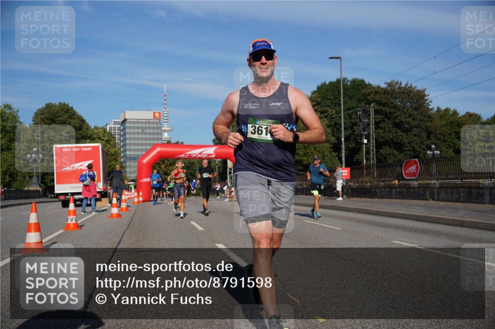 07.09.2025 - BARMER Alsterlauf Yannick Fuchs http://msf.ph/oto/8791598 07.09.2025 09:43:58 Laufen 36, 361, 7001 meine-sportfotos.de