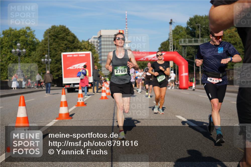 07.09.2025 - BARMER Alsterlauf Yannick Fuchs http://msf.ph/oto/8791616 07.09.2025 09:41:53 Laufen 2769, 2921, 415 meine-sportfotos.de