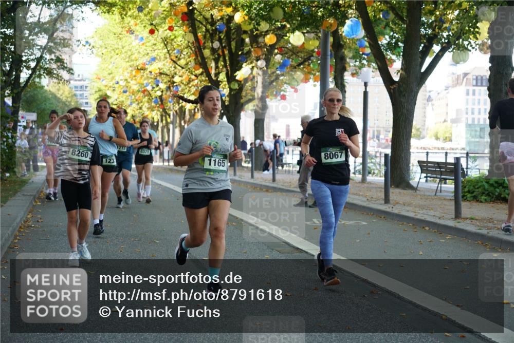 07.09.2025 - BARMER Alsterlauf Yannick Fuchs http://msf.ph/oto/8791618 07.09.2025 11:38:50 Laufen 8260, 123, 1215, 8371, 8067, 1165 meine-sportfotos.de