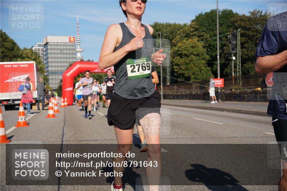 07.09.2025 - BARMER Alsterlauf Yannick Fuchs http://msf.ph/oto/8791643 07.09.2025 09:41:54 Laufen 36, 2769 meine-sportfotos.de