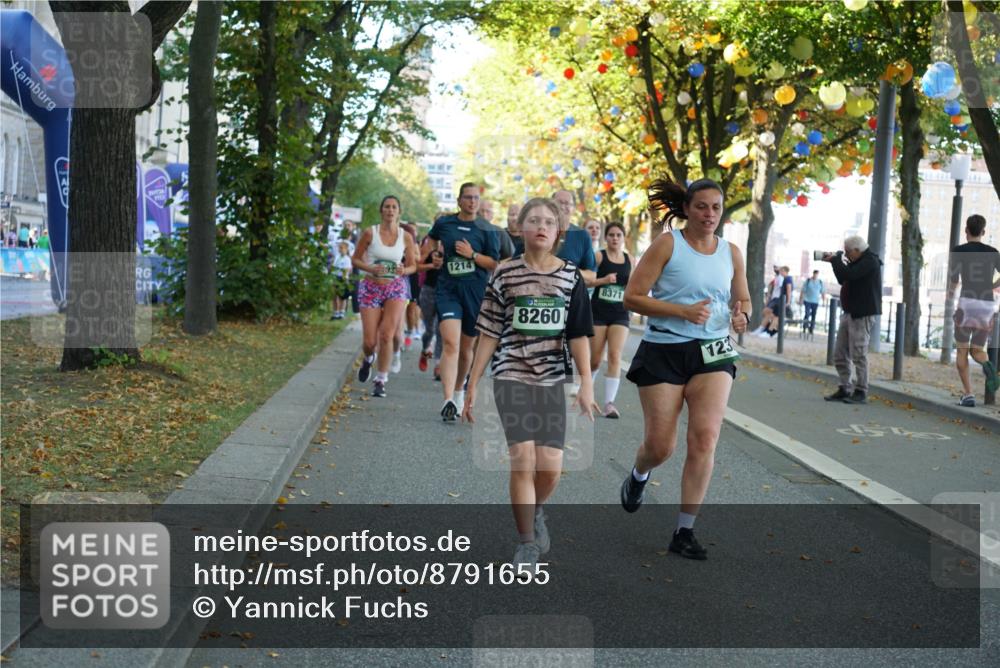 07.09.2025 - BARMER Alsterlauf Yannick Fuchs http://msf.ph/oto/8791655 07.09.2025 11:38:52 Laufen 1214, 8260, 8371, 123 meine-sportfotos.de