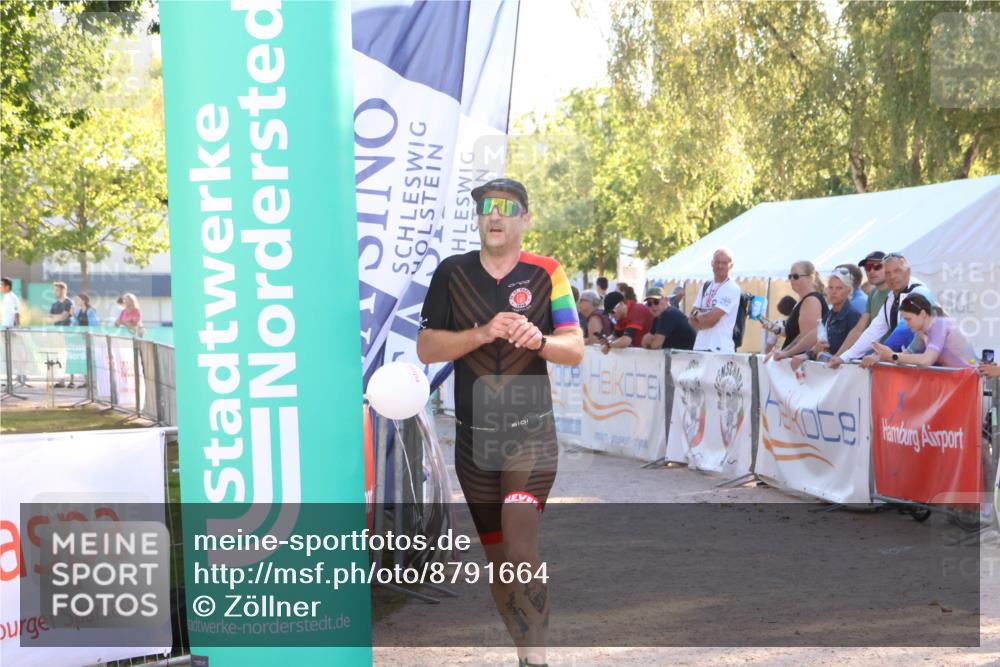 07.09.2025 - 19. Norderstedt Triathlon Zöllner http://msf.ph/oto/8791664 07.09.2025 16:32:53 Ziel 491 meine-sportfotos.de