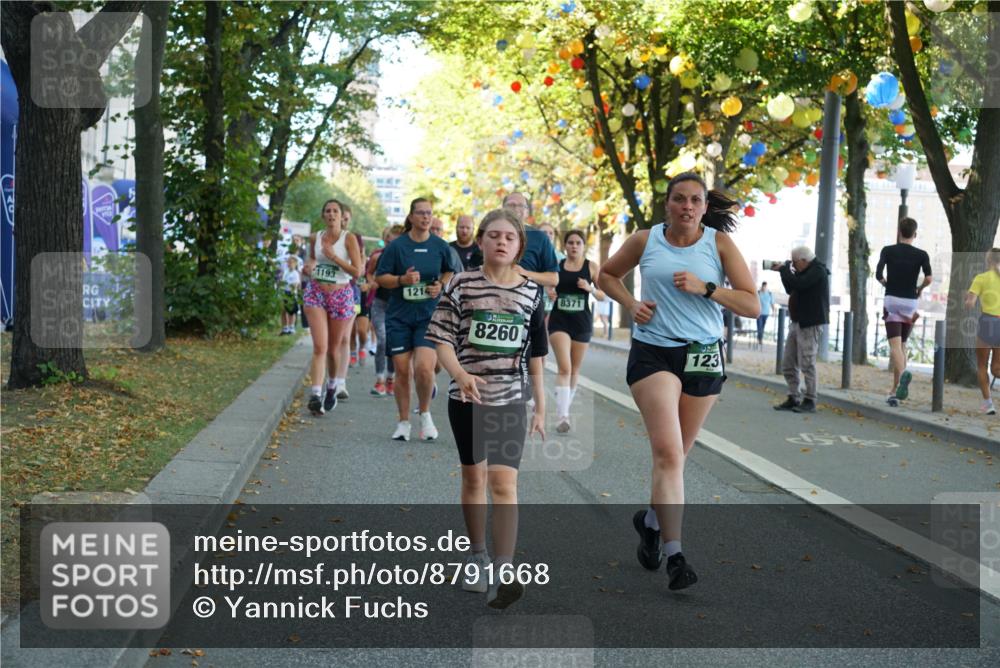 07.09.2025 - BARMER Alsterlauf Yannick Fuchs http://msf.ph/oto/8791668 07.09.2025 11:38:52 Laufen 1193, 1214, 8260, 8371, 123 meine-sportfotos.de