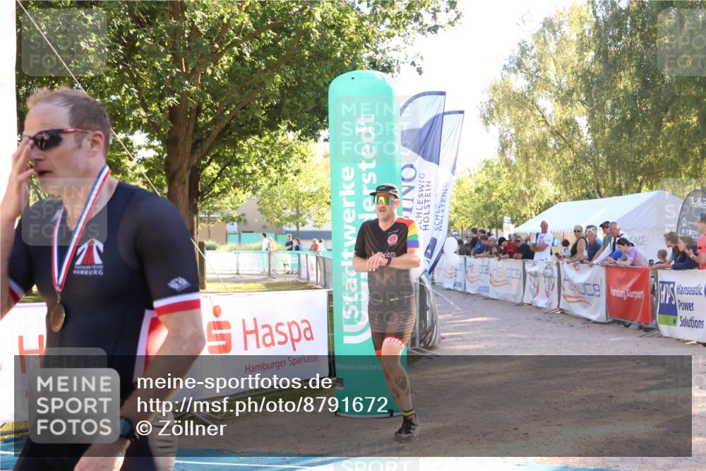 07.09.2025 - 19. Norderstedt Triathlon Zöllner http://msf.ph/oto/8791672 07.09.2025 16:32:53 Ziel 491 meine-sportfotos.de