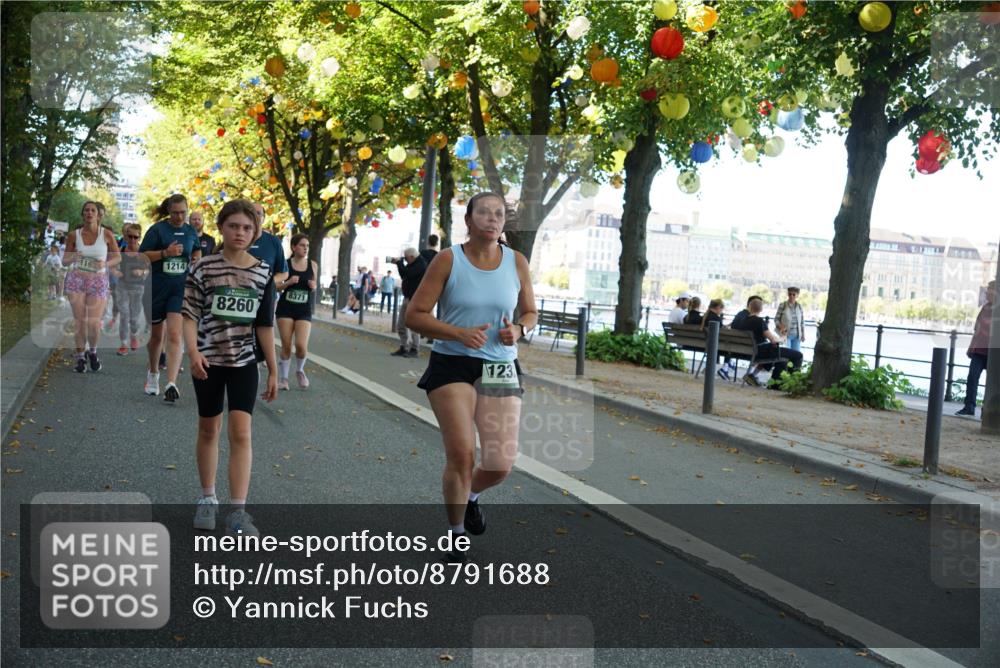 07.09.2025 - BARMER Alsterlauf Yannick Fuchs http://msf.ph/oto/8791688 07.09.2025 11:38:53 Laufen 1214, 8260, 8371, 123 meine-sportfotos.de