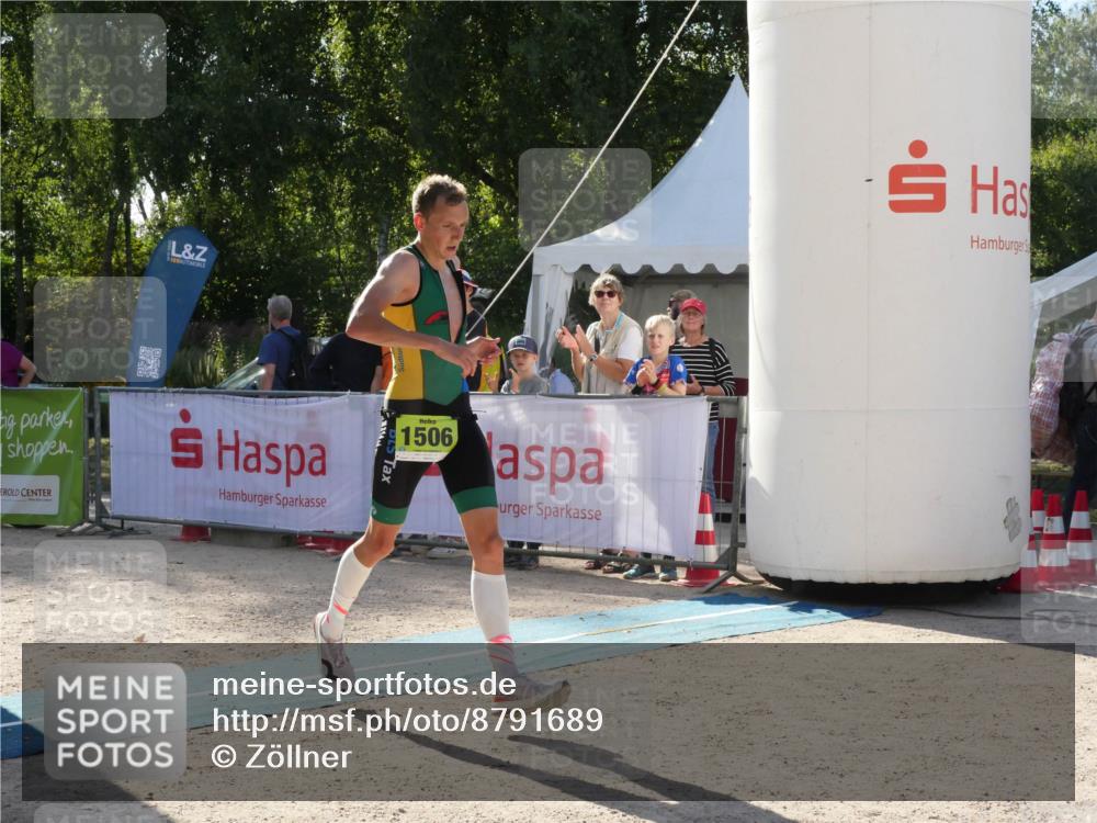 07.09.2025 - 19. Norderstedt Triathlon Zöllner http://msf.ph/oto/8791689 07.09.2025 16:01:07 Ziel 1506 meine-sportfotos.de