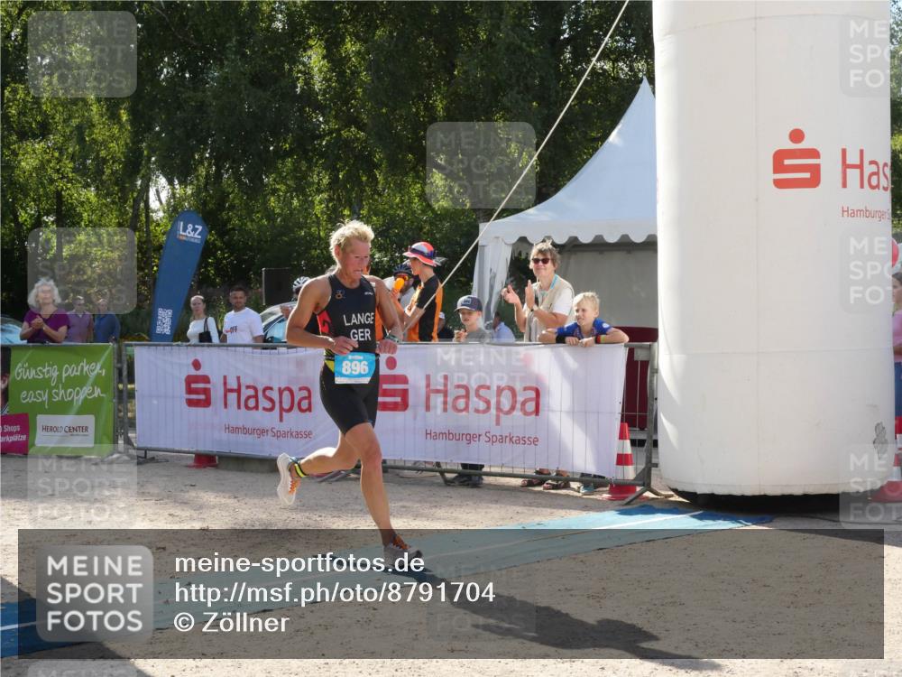 07.09.2025 - 19. Norderstedt Triathlon Zöllner http://msf.ph/oto/8791704 07.09.2025 16:02:14 Ziel 896 meine-sportfotos.de