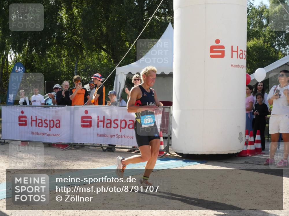 07.09.2025 - 19. Norderstedt Triathlon Zöllner http://msf.ph/oto/8791707 07.09.2025 16:02:15 Ziel 896 meine-sportfotos.de