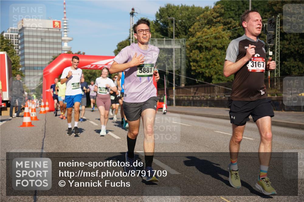 07.09.2025 - BARMER Alsterlauf Yannick Fuchs http://msf.ph/oto/8791709 07.09.2025 09:41:57 Laufen 4612, 4611, 5881, 3167 meine-sportfotos.de