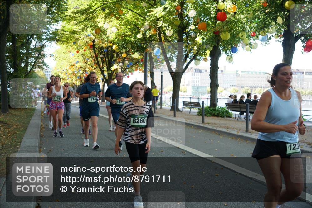 07.09.2025 - BARMER Alsterlauf Yannick Fuchs http://msf.ph/oto/8791711 07.09.2025 11:38:54 Laufen 1193, 1214, 12, 8260, 123 meine-sportfotos.de