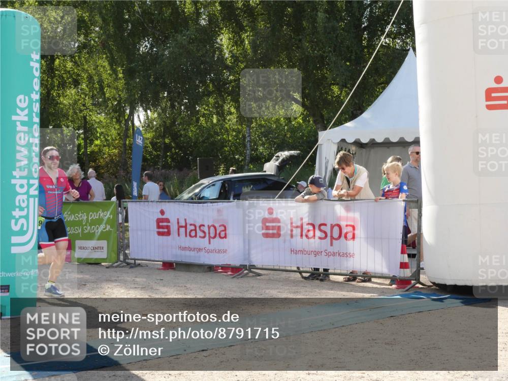 07.09.2025 - 19. Norderstedt Triathlon Zöllner http://msf.ph/oto/8791715 07.09.2025 16:02:54 Ziel 1019 meine-sportfotos.de