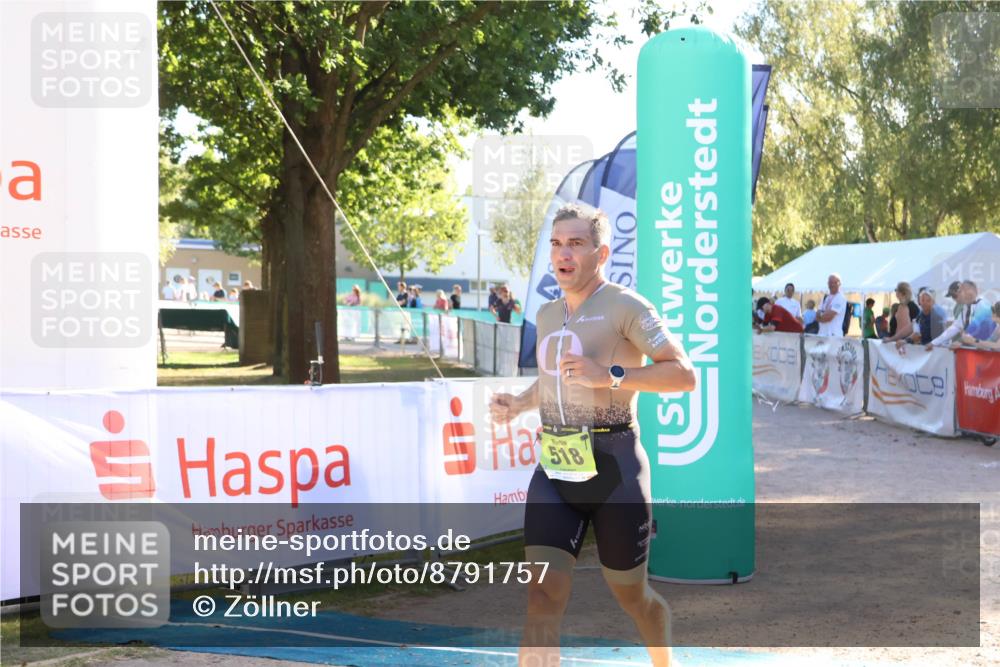 07.09.2025 - 19. Norderstedt Triathlon Zöllner http://msf.ph/oto/8791757 07.09.2025 16:33:41 Ziel 518 meine-sportfotos.de