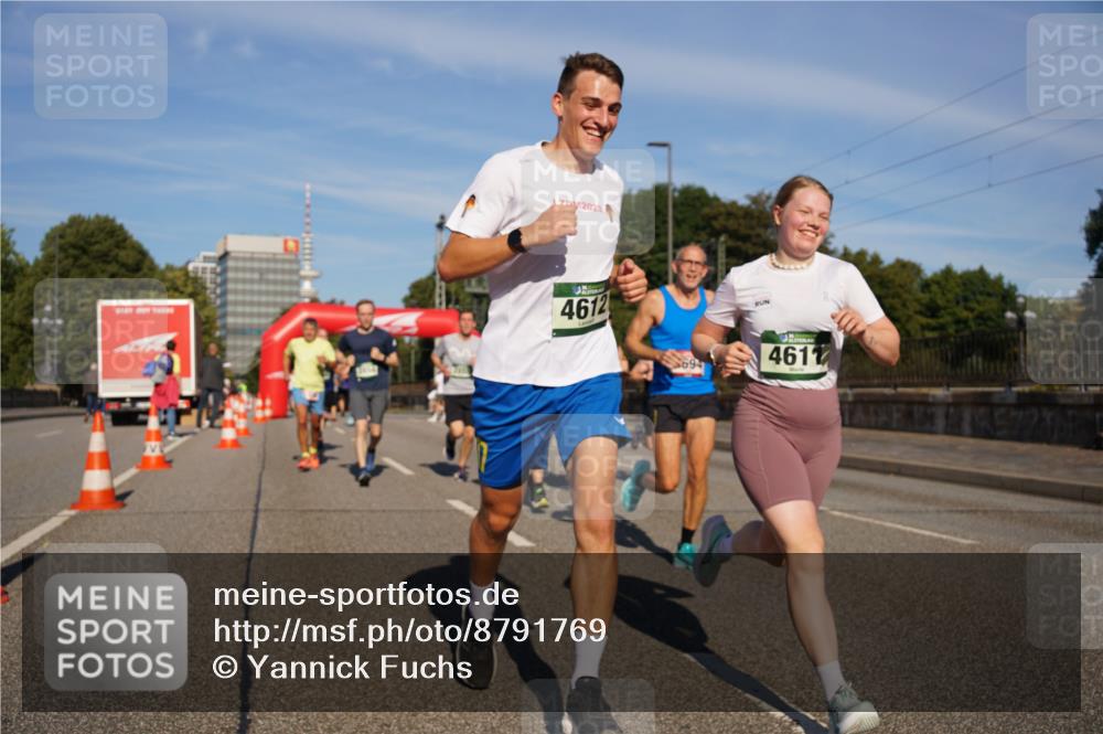 07.09.2025 - BARMER Alsterlauf Yannick Fuchs http://msf.ph/oto/8791769 07.09.2025 09:42:00 Laufen 2023, 4612, 4611 meine-sportfotos.de