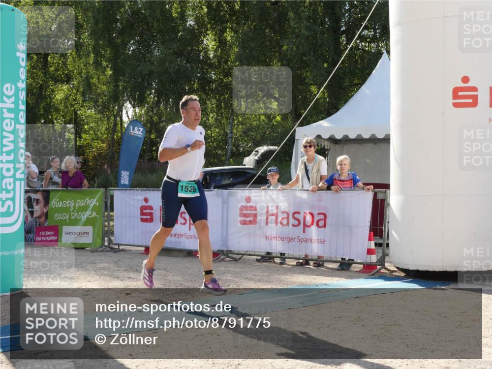 07.09.2025 - 19. Norderstedt Triathlon Zöllner http://msf.ph/oto/8791775 07.09.2025 16:05:38 Ziel 1526 meine-sportfotos.de