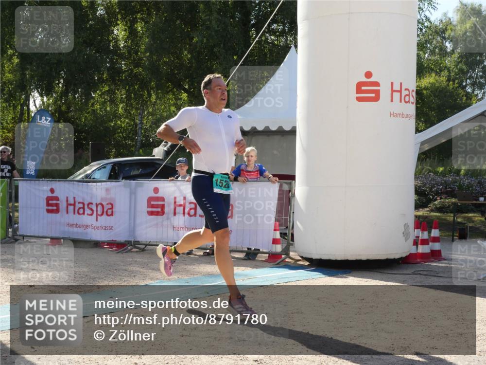 07.09.2025 - 19. Norderstedt Triathlon Zöllner http://msf.ph/oto/8791780 07.09.2025 16:05:39 Ziel 1526 meine-sportfotos.de