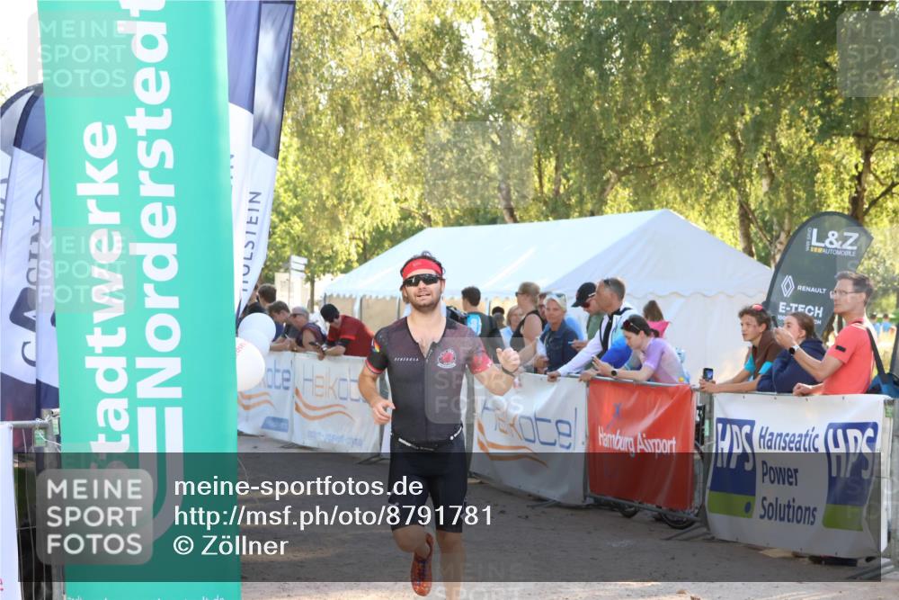 07.09.2025 - 19. Norderstedt Triathlon Zöllner http://msf.ph/oto/8791781 07.09.2025 16:33:47 Ziel 488, 518 meine-sportfotos.de