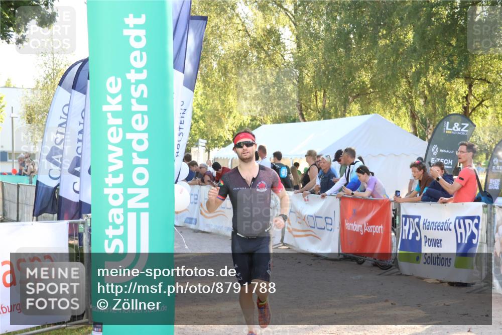 07.09.2025 - 19. Norderstedt Triathlon Zöllner http://msf.ph/oto/8791788 07.09.2025 16:33:48 Ziel 488 meine-sportfotos.de