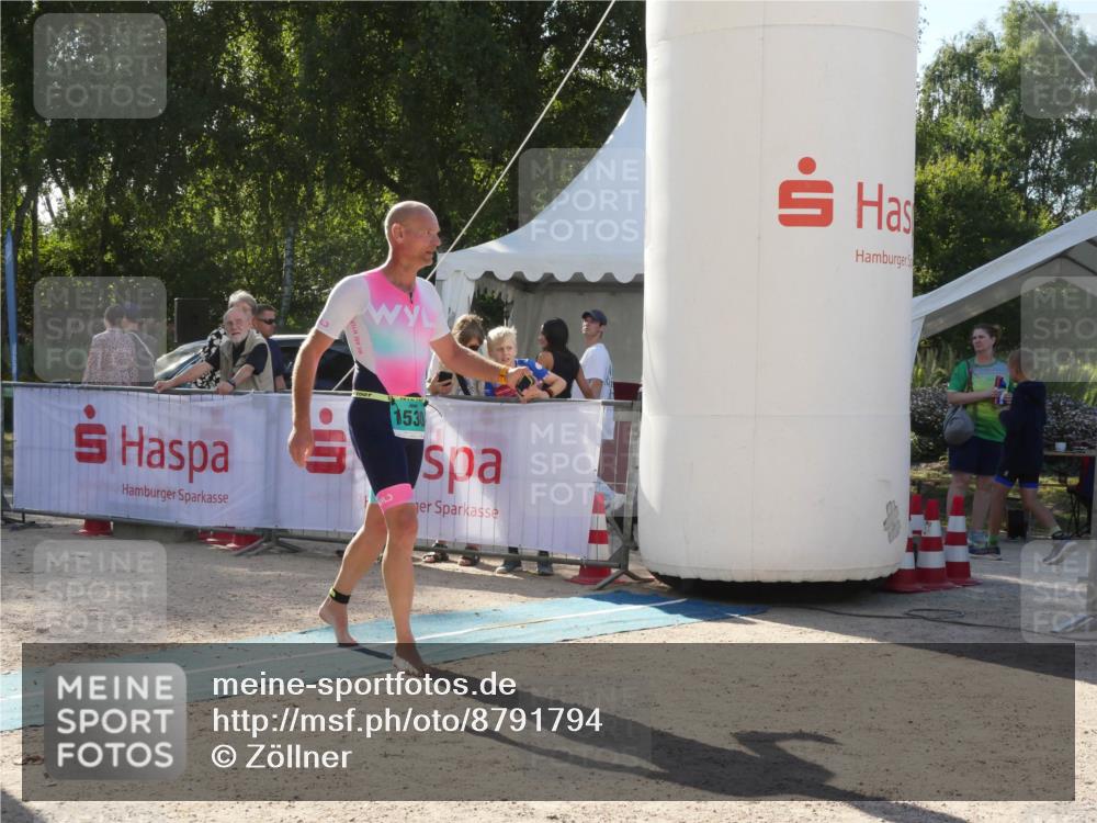 07.09.2025 - 19. Norderstedt Triathlon Zöllner http://msf.ph/oto/8791794 07.09.2025 16:07:14 Ziel 1530 meine-sportfotos.de
