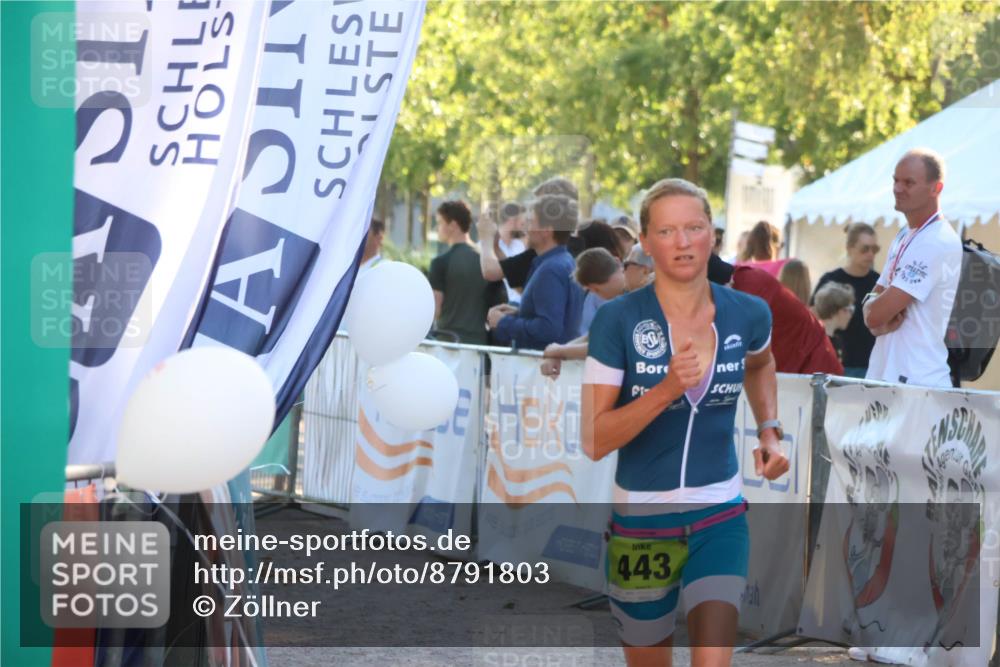 07.09.2025 - 19. Norderstedt Triathlon Zöllner http://msf.ph/oto/8791803 07.09.2025 16:33:58 Ziel 443 meine-sportfotos.de
