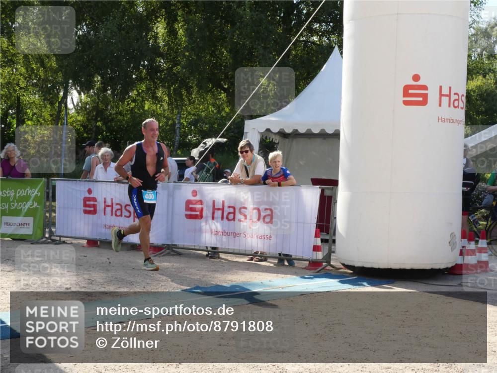 07.09.2025 - 19. Norderstedt Triathlon Zöllner http://msf.ph/oto/8791808 07.09.2025 16:07:45 Ziel 400 meine-sportfotos.de