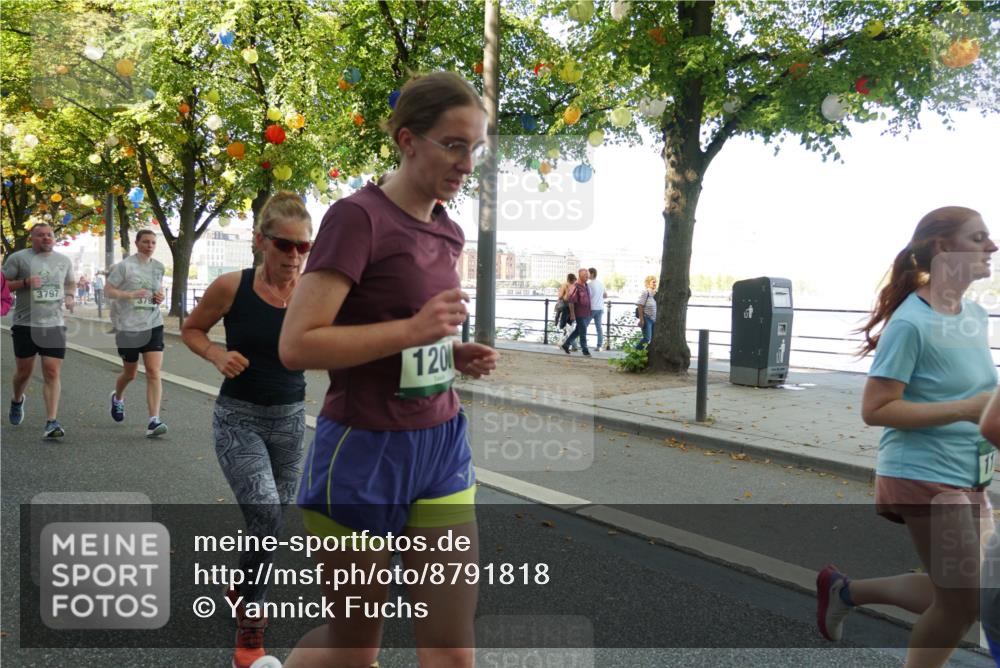 07.09.2025 - BARMER Alsterlauf Yannick Fuchs http://msf.ph/oto/8791818 07.09.2025 11:38:58 Laufen 3797, 3798, 120 meine-sportfotos.de