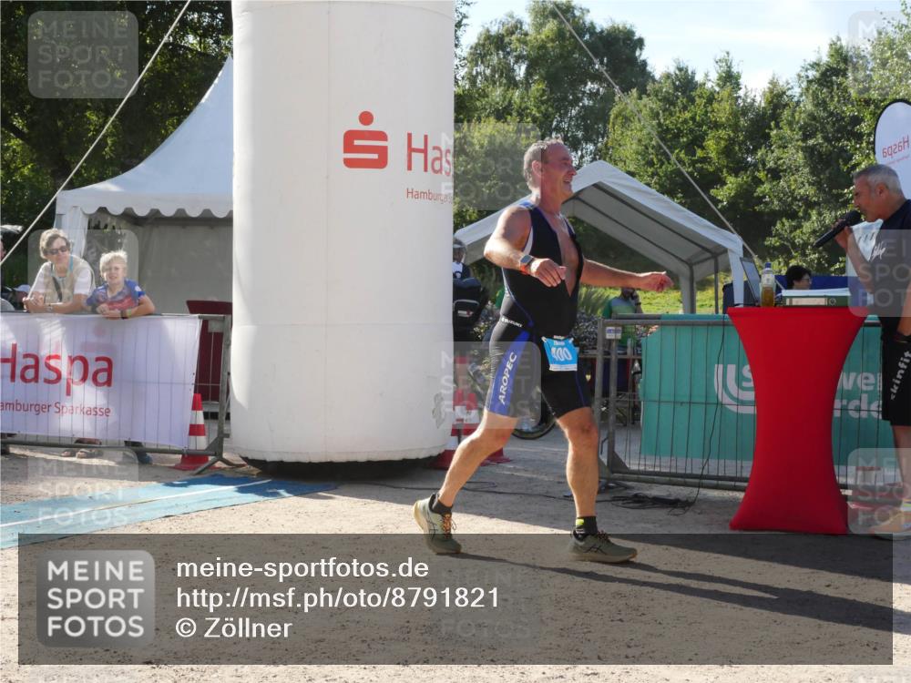 07.09.2025 - 19. Norderstedt Triathlon Zöllner http://msf.ph/oto/8791821 07.09.2025 16:07:47 Ziel 400 meine-sportfotos.de