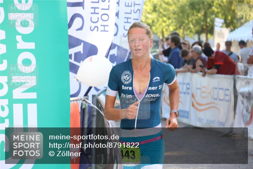 07.09.2025 - 19. Norderstedt Triathlon Zöllner http://msf.ph/oto/8791822 07.09.2025 16:33:59 Ziel 443 meine-sportfotos.de