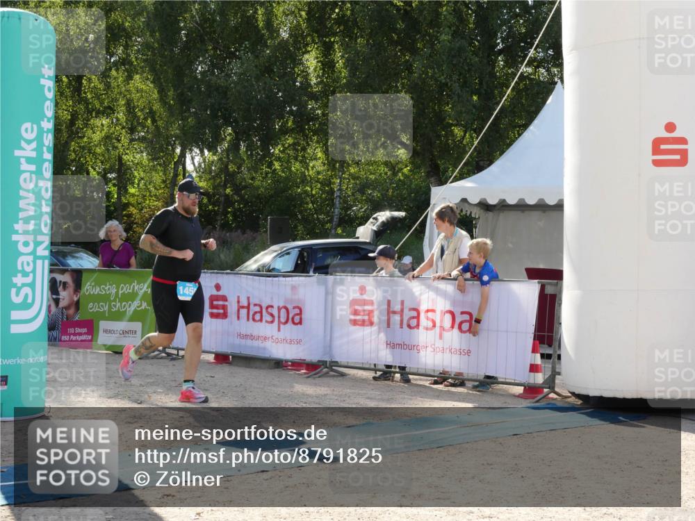07.09.2025 - 19. Norderstedt Triathlon Zöllner http://msf.ph/oto/8791825 07.09.2025 16:08:36 Ziel 1459 meine-sportfotos.de