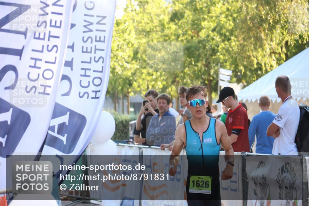 07.09.2025 - 19. Norderstedt Triathlon Zöllner http://msf.ph/oto/8791831 07.09.2025 16:34:15 Ziel 1626 meine-sportfotos.de