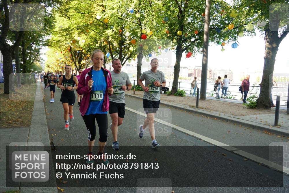 07.09.2025 - BARMER Alsterlauf Yannick Fuchs http://msf.ph/oto/8791843 07.09.2025 11:38:59 Laufen 1104, 1178, 379, 3798 meine-sportfotos.de