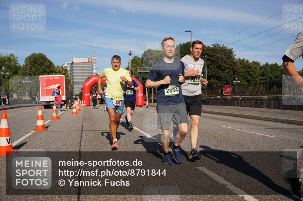 07.09.2025 - BARMER Alsterlauf Yannick Fuchs http://msf.ph/oto/8791844 07.09.2025 09:42:02 Laufen 5740, 2854, 5338, 2855 meine-sportfotos.de
