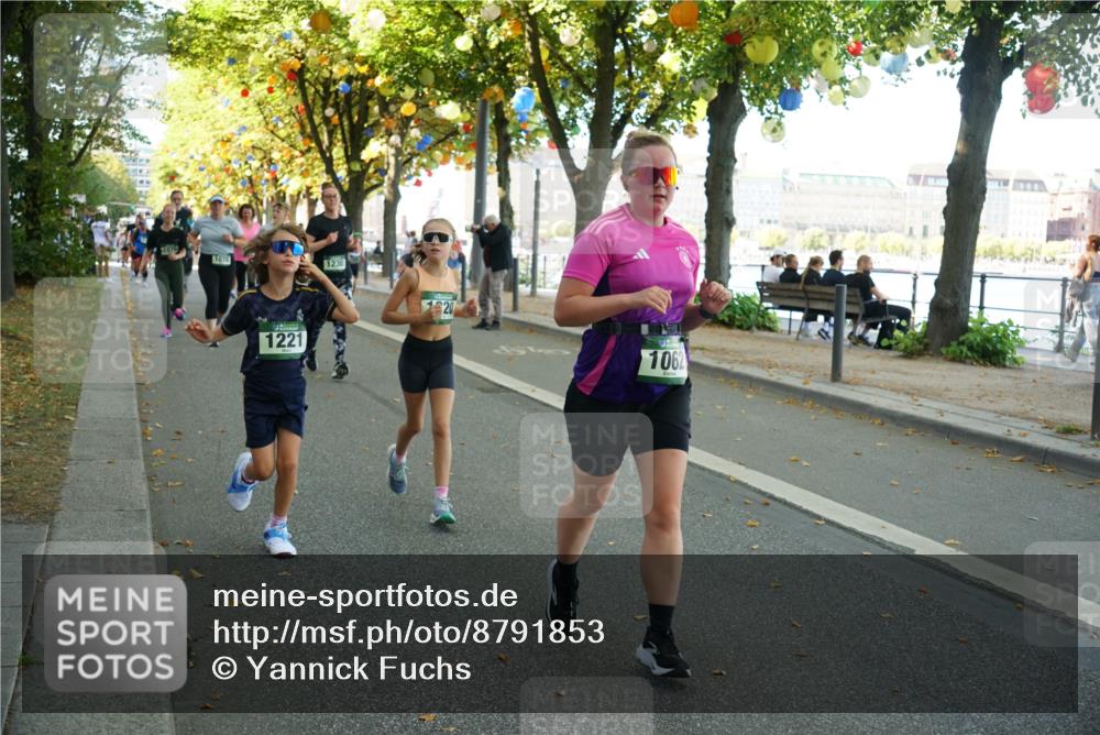 07.09.2025 - BARMER Alsterlauf Yannick Fuchs http://msf.ph/oto/8791853 07.09.2025 11:39:02 Laufen 1070, 1078, 1221, 1230, 20, 1062 meine-sportfotos.de